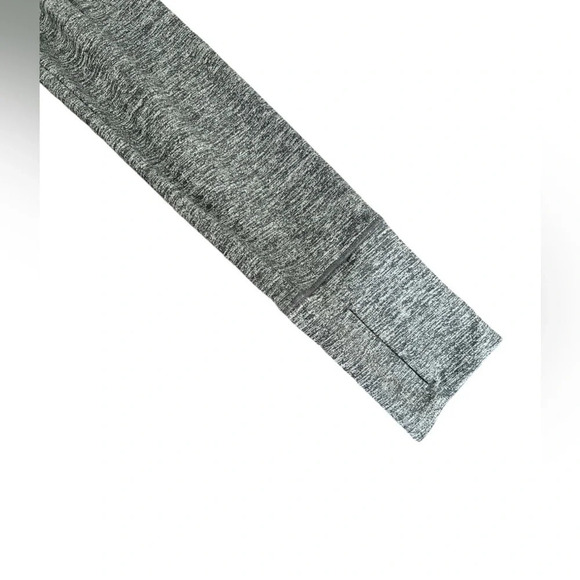 Athleta Tulip Backed Athletic Top with Thumbholes, Heathered Gray, Size XS - Picture 5 of 8